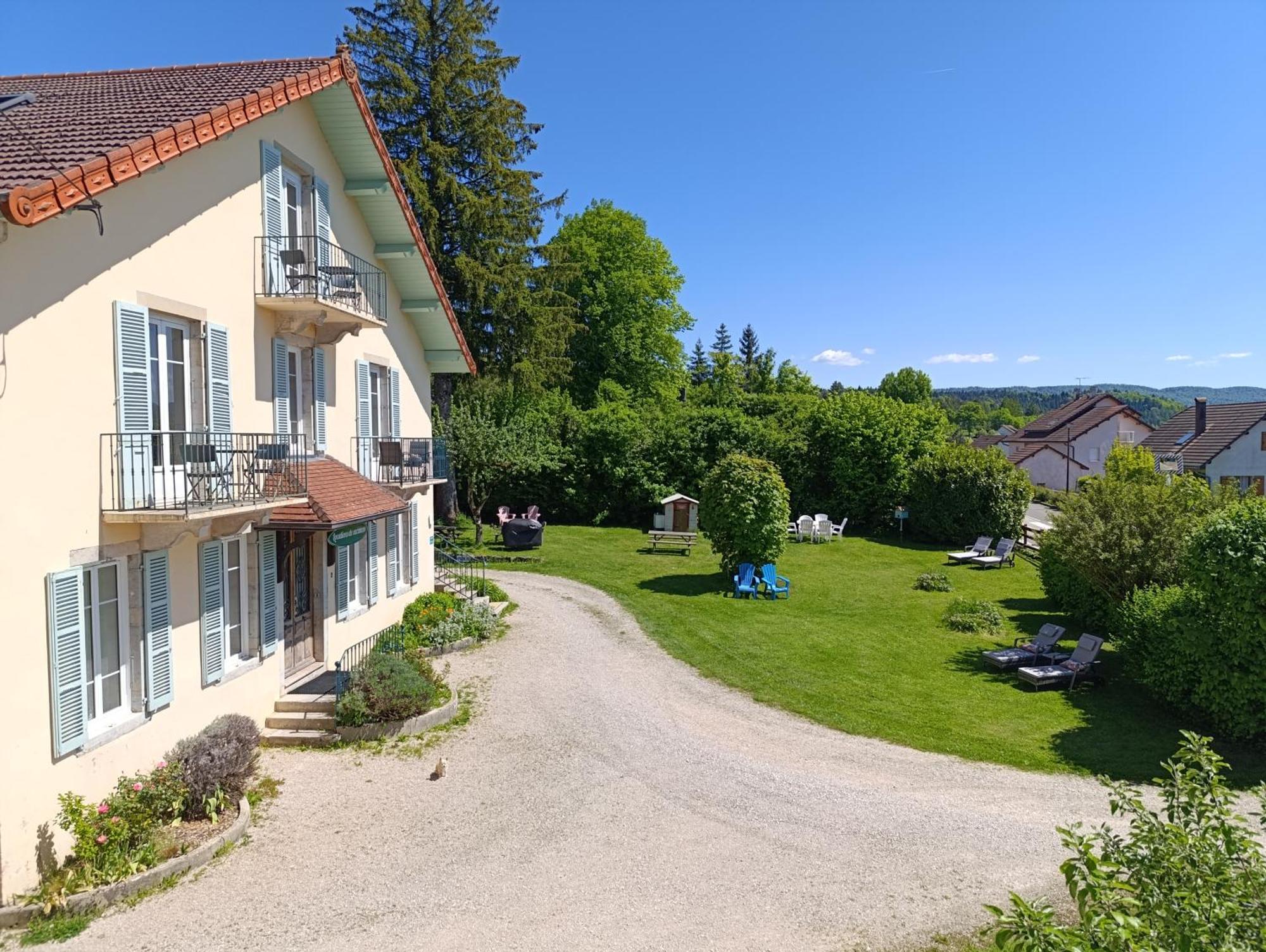 Villas-Du-Lac Appartements De Vacances Et Espace Spa Prive Clairvaux-les-Lacs Eksteriør bilde